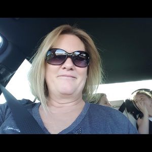 Meet your Posher, Vicki